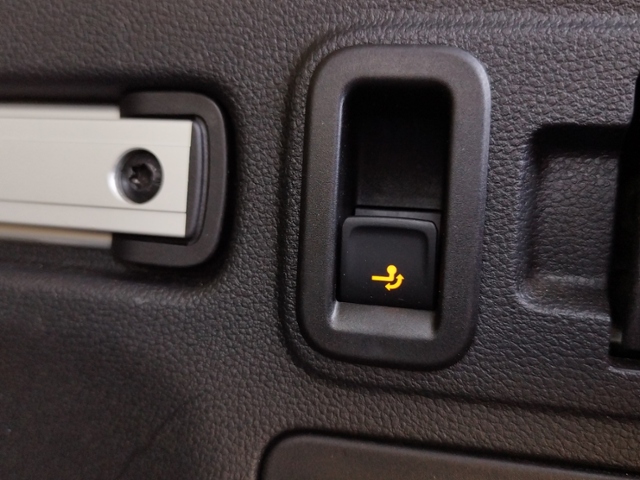 Touran Comfortline 1.5 TSI AHK/NAV/ACC/SHZ/APP