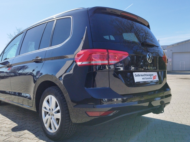 Touran Comfortline 1.5 TSI AHK/NAV/ACC/SHZ/APP