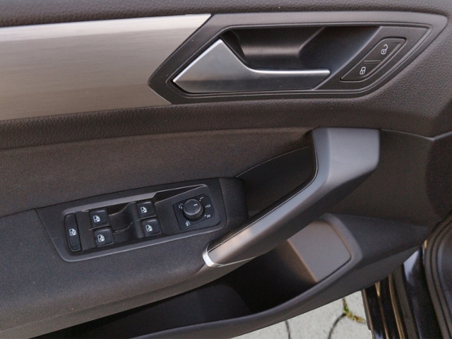 Touran Comfortline 1.5 TSI AHK/NAV/ACC/SHZ/APP