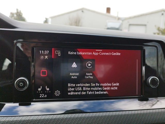 Golf VIII 1.5 TSI R-LINE LED/SHZ/KLIMA/ALU