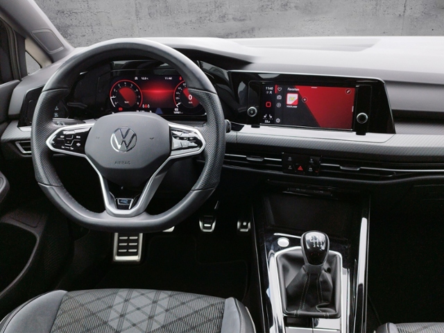 Golf VIII 1.5 TSI R-LINE LED/SHZ/KLIMA/ALU