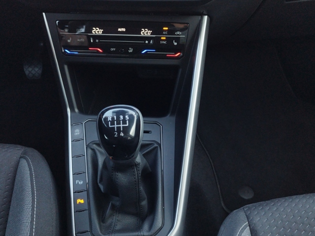 Taigo Life 1.0 TSI IQ.DRIVE/Park/SHZ KLIMA LED A