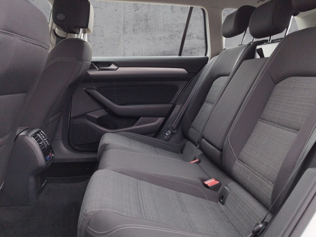 Passat Variant Business 2.0 TDI DSG AHK/ACC/NAV