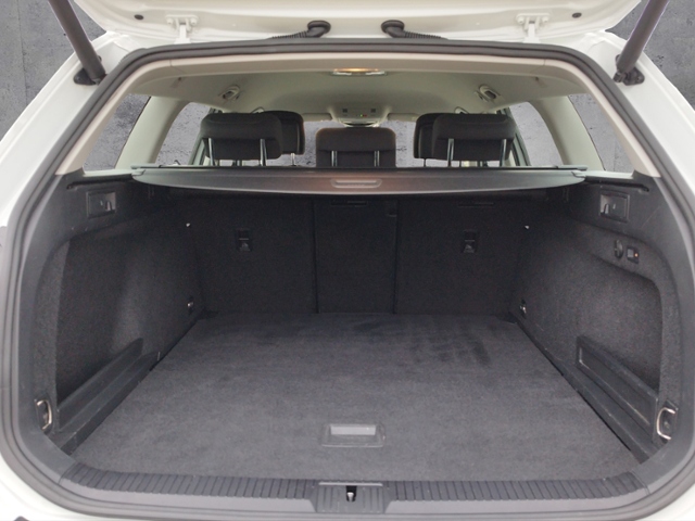 Passat Variant Business 2.0 TDI DSG AHK/ACC/NAV