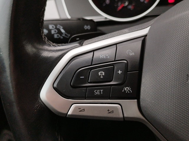 Passat Variant Business 2.0 TDI DSG AHK/ACC/NAV