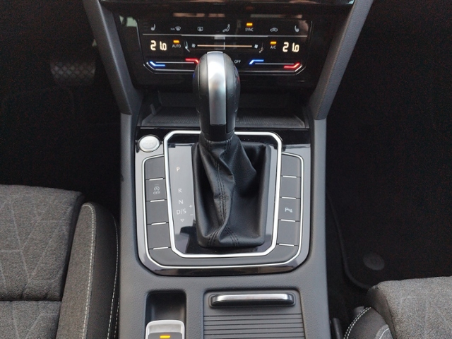 Passat Variant Business 2.0 TDI DSG NAV/SHZ KLIM
