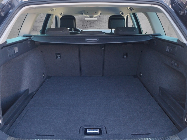 Passat Variant Business 2.0 TDI DSG NAV/SHZ KLIM