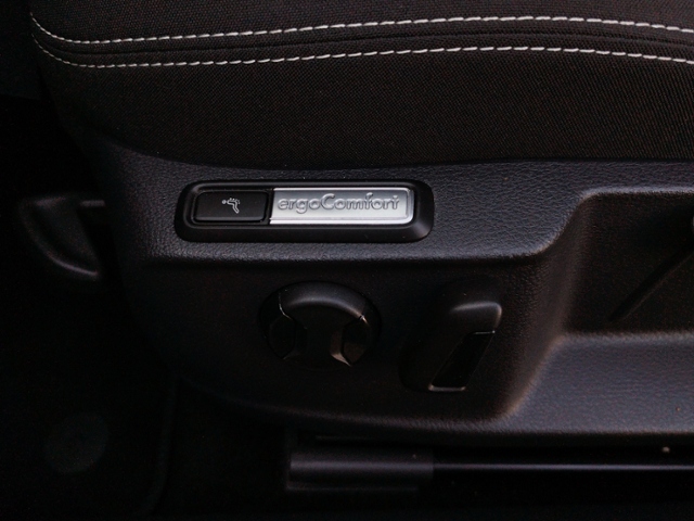 Passat Variant Business 2.0 TDI DSG NAV/SHZ KLIM