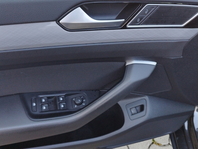 Passat Variant Business 2.0 TDI DSG NAV/SHZ KLIM