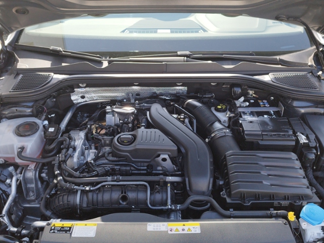 Golf VIII Life 1.5 TSI 5JG/3-ZONEN/SHZ/ALU