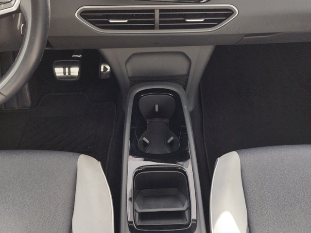 ID.3 Tech Pro Perf. 62kWh AHK/STH/IQ.LIGHT/PANO