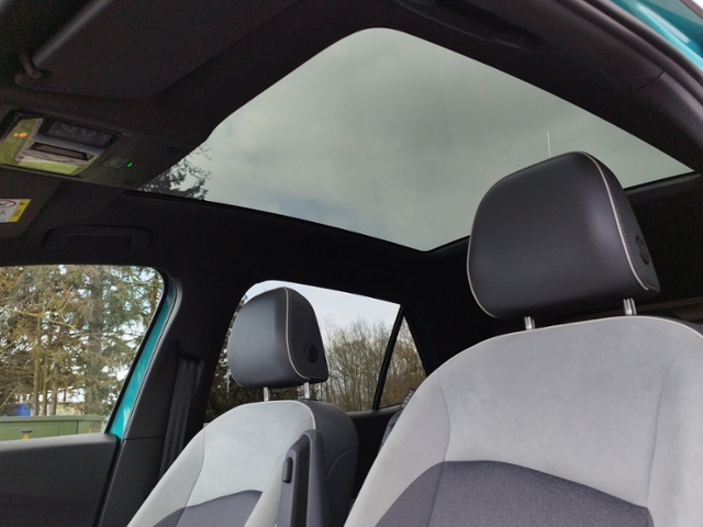 ID.3 Tech Pro Perf. 62kWh AHK/STH/IQ.LIGHT/PANO