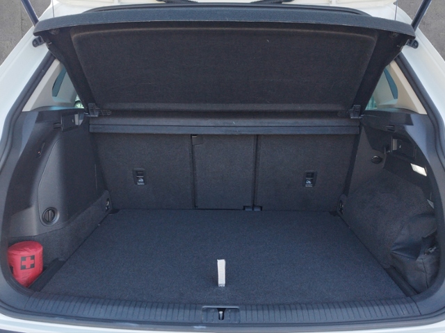 Tiguan Active 1.4 TSIeHybrid DSG AHK/ACC/KEYLESS