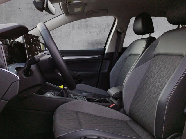 Golf VIII Variant Goal 1.5 TSI LED+/RFK/IDA