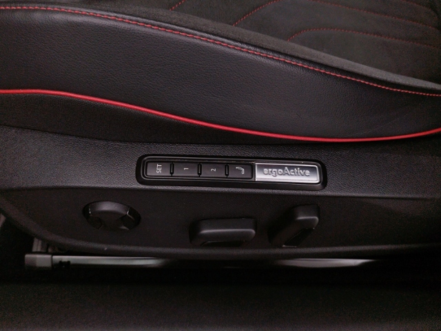 ID.5 GTX 82kWh 4M WP/STH/360°/PANO/HUD/ACC