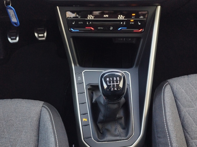 Taigo Move 1.0 TSI 5JG/SHZ/CARPLAY/AMBIENTE