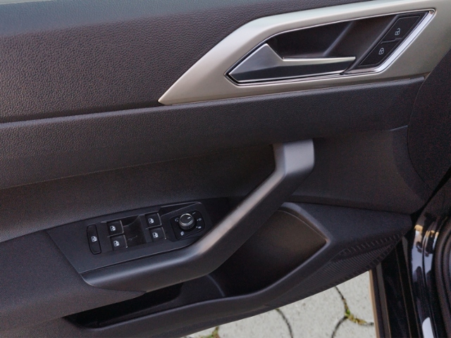 Taigo Move 1.0 TSI 5JG/SHZ/CARPLAY/AMBIENTE