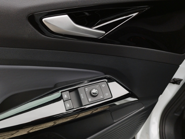 ID.4 Pro Performance 82kWh STH/WP/MATRIX