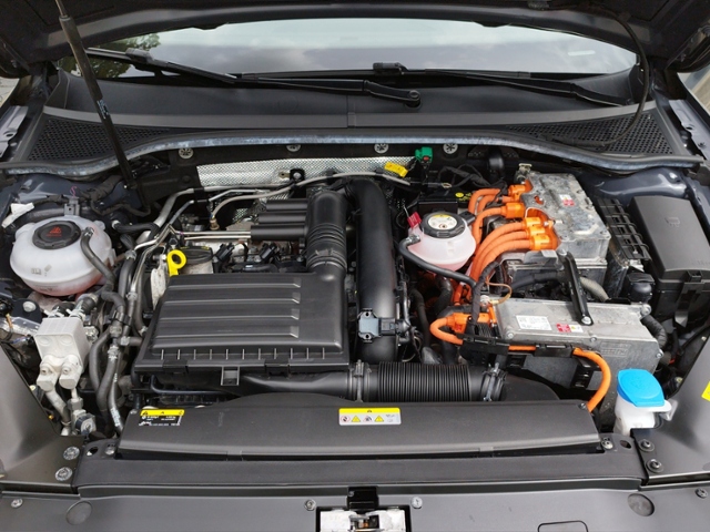 Passat Variant GTE 1.4 TSI eHybrid MATRIX/DLA
