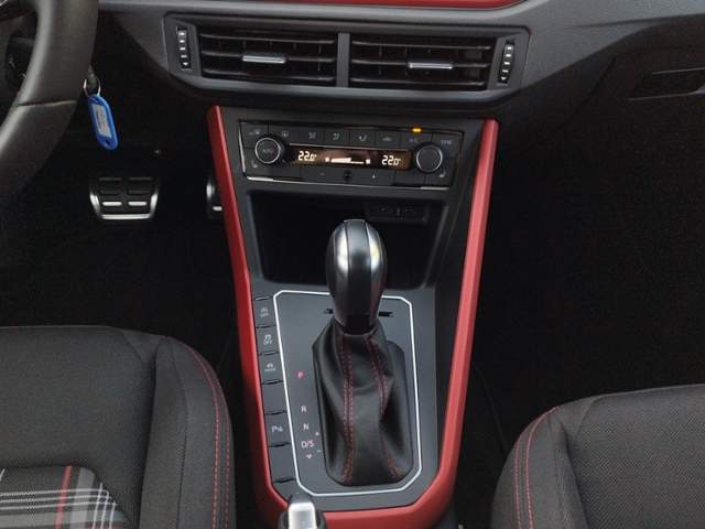 Polo GTI 2.0 TSI DSG LED/L+S/NAV/ACC
