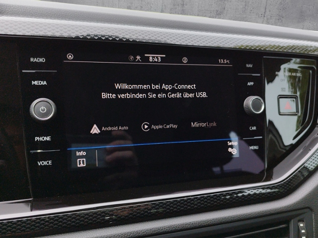 Taigo Life 1.0 TSI DSG L+S/PARKEN/ACC/CARPLAY