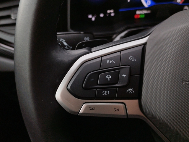 Taigo Life 1.0 TSI DSG L+S/PARKEN/ACC/CARPLAY