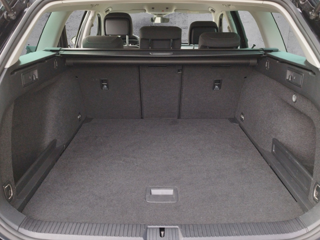 Passat Variant Business 2.0 TDI DSG RFK/MASSAGE