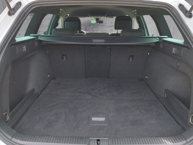 Passat Variant Business 2.0 TDI DSG KEYLESS/RFK