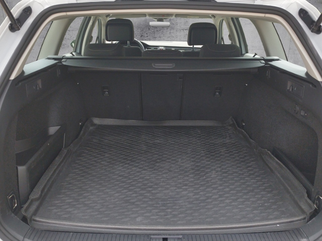 Passat Variant Business 2.0 TDI STH/AHK/MATRIX