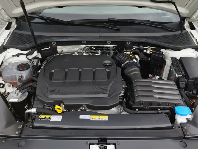 Passat Variant Business 2.0 TDI STH/AHK/MATRIX