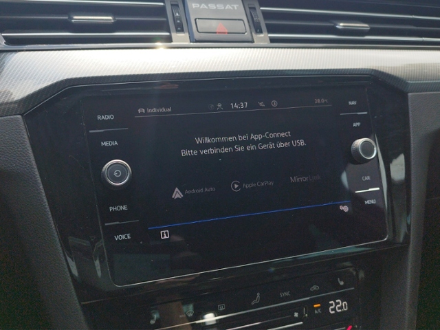 Passat Variant Business 2.0 TDI DSG R-LINE/DCC