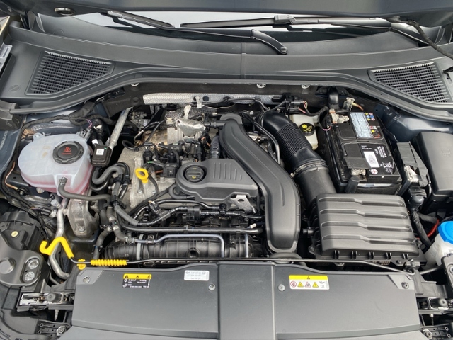 T-Roc Life 1.5 TSI DSG AHK/ACC/SHZ/LED