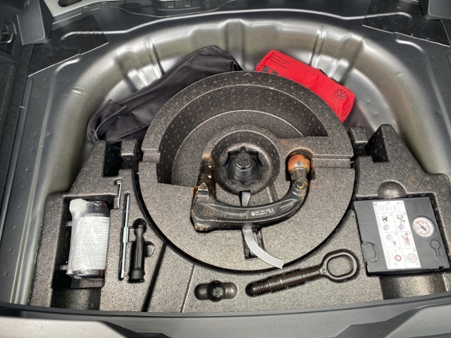 T-Roc Life 1.5 TSI DSG AHK/ACC/SHZ/LED