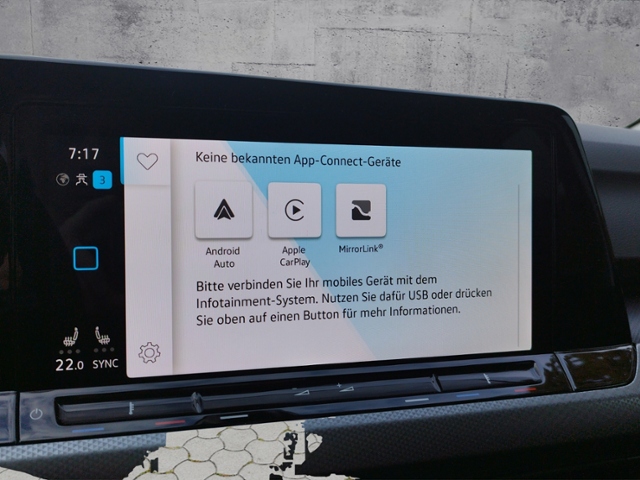 Golf VIII Active1.0 TSI MATRIX/PANO/CARPLAY