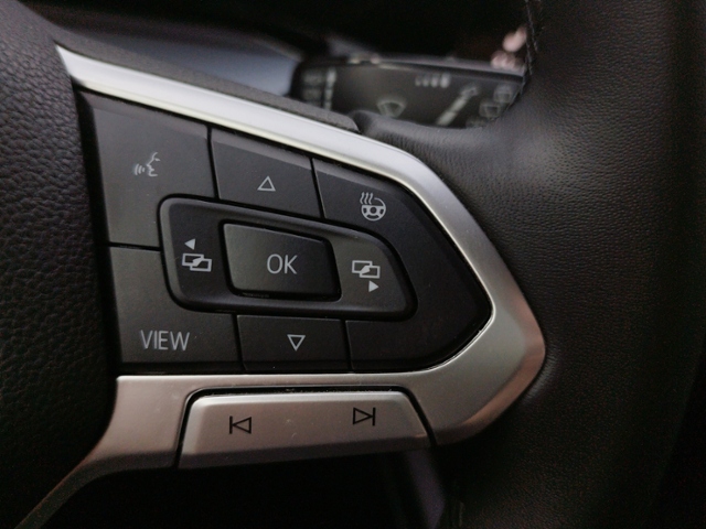 Golf VIII Active1.0 TSI MATRIX/PANO/CARPLAY
