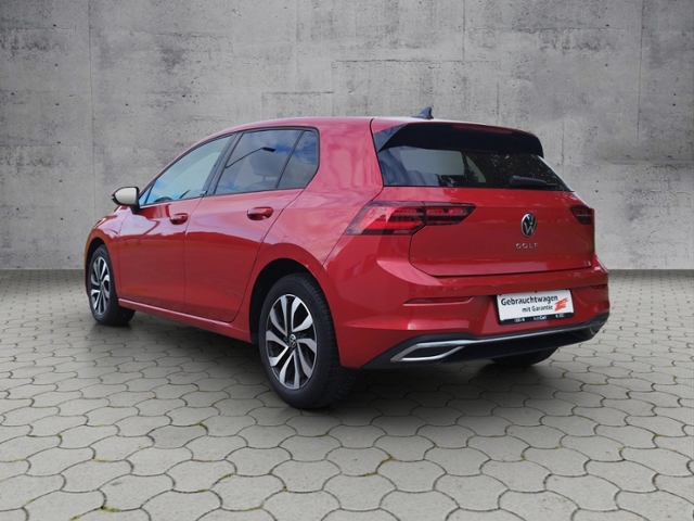Golf VIII Active1.0 TSI MATRIX/PANO/CARPLAY
