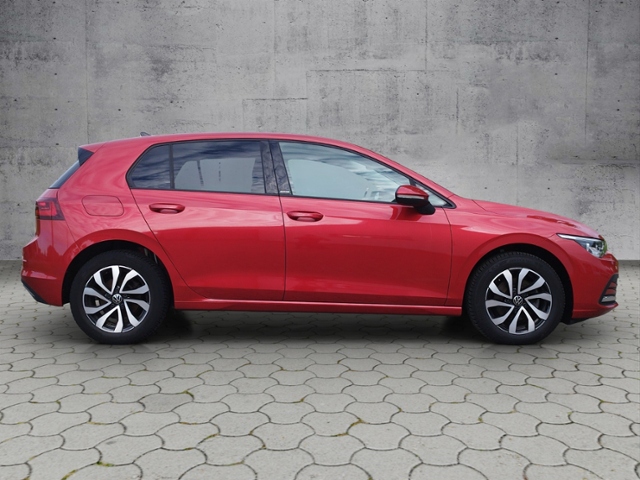 Golf VIII Active1.0 TSI MATRIX/PANO/CARPLAY