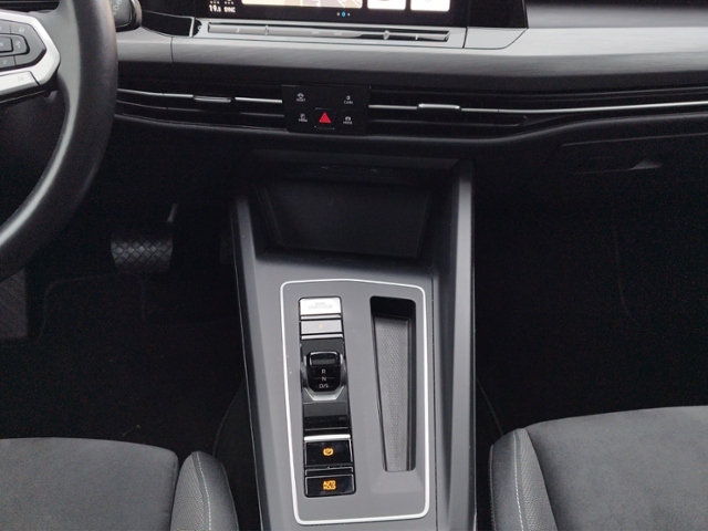 Golf VIII Style 1.5 eTSI DSG STH/HUD/H&K/AHK