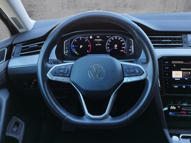 Passat Variant Business 2.0 TDI DSG AHK/MATRIX