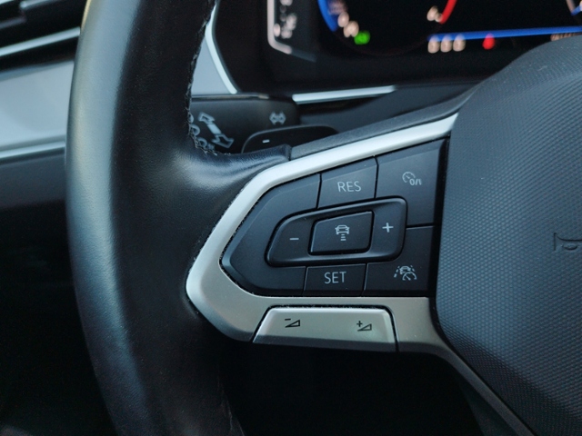 Passat Variant Business 2.0 TDI DSG AHK/MATRIX