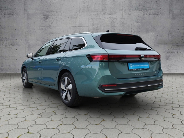 Passat Variant Business 1.5eTSI DSG AHK/RFK/360°