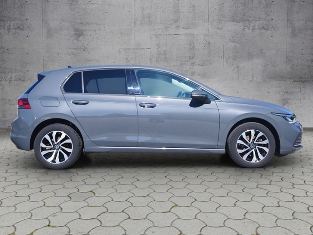 Golf VIII Active 1.0 eTSI DSG ACC/CARPLAY/SHZ