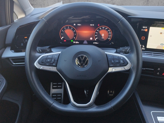 Golf VIII Active 1.0 eTSI DSG ACC/CARPLAY/SHZ