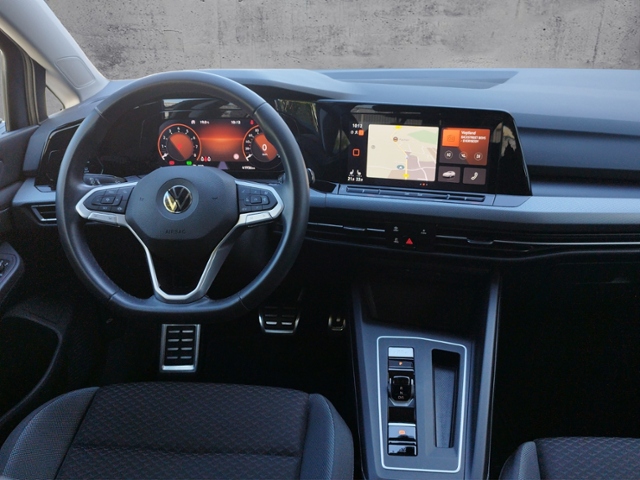 Golf VIII Active 1.0 eTSI DSG ACC/CARPLAY/SHZ