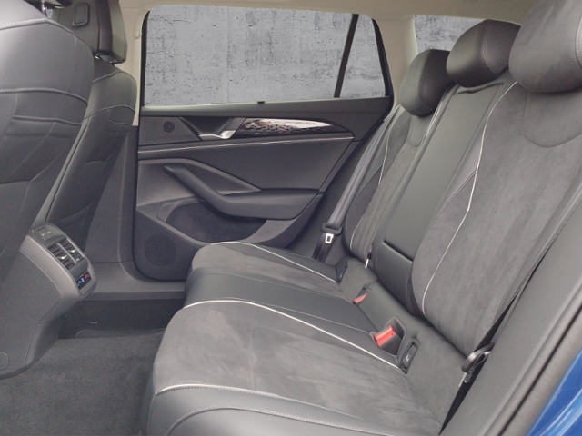 Passat Variant Elegance 2.0 TDI DSG STH/DCC/HUD