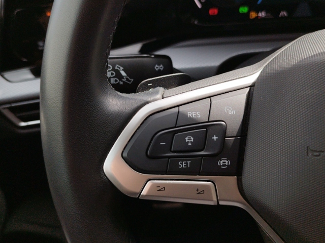 Golf VIII Variant Active 1.5 eTSI DSG ACC/CARPLA