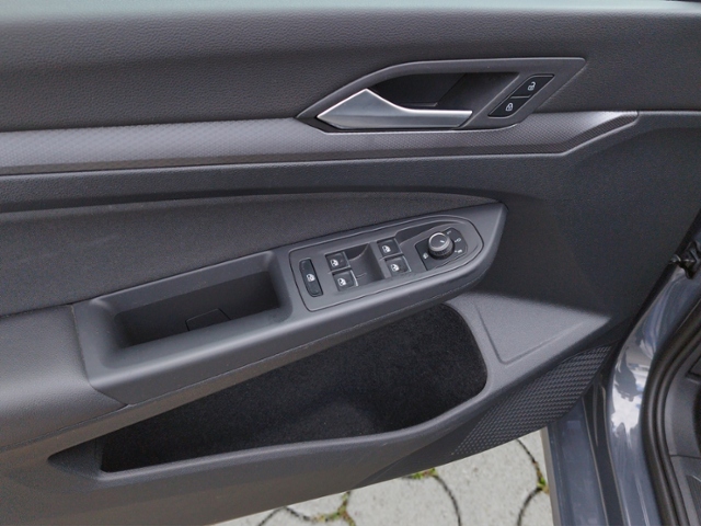 Golf VIII Variant Active 1.5 eTSI DSG ACC/CARPLA