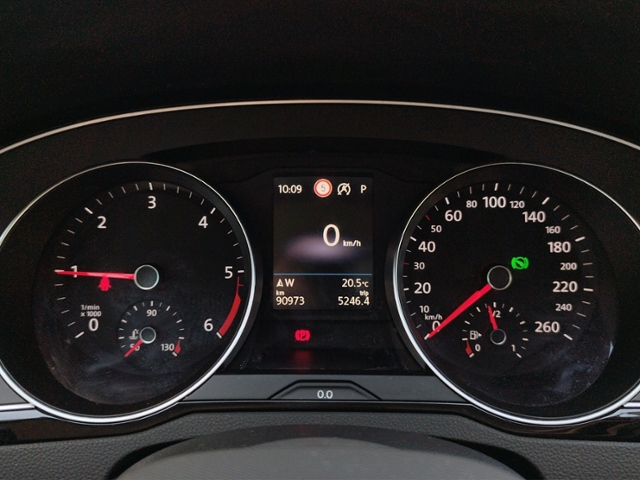 Passat Variant Business 2.0 TDI DSG AHK/360°