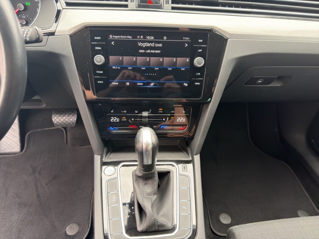 Passat Variant Business 2.0 TDI DSG AHK/MASSAGE
