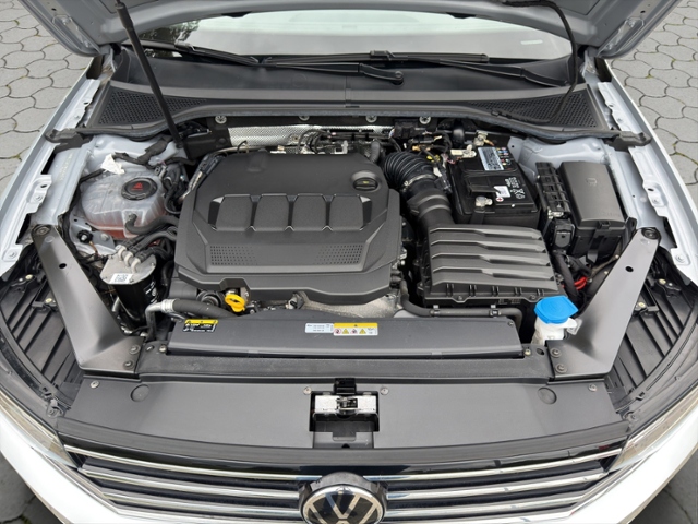 Passat Variant Business 2.0 TDI DSG AHK/MASSAGE